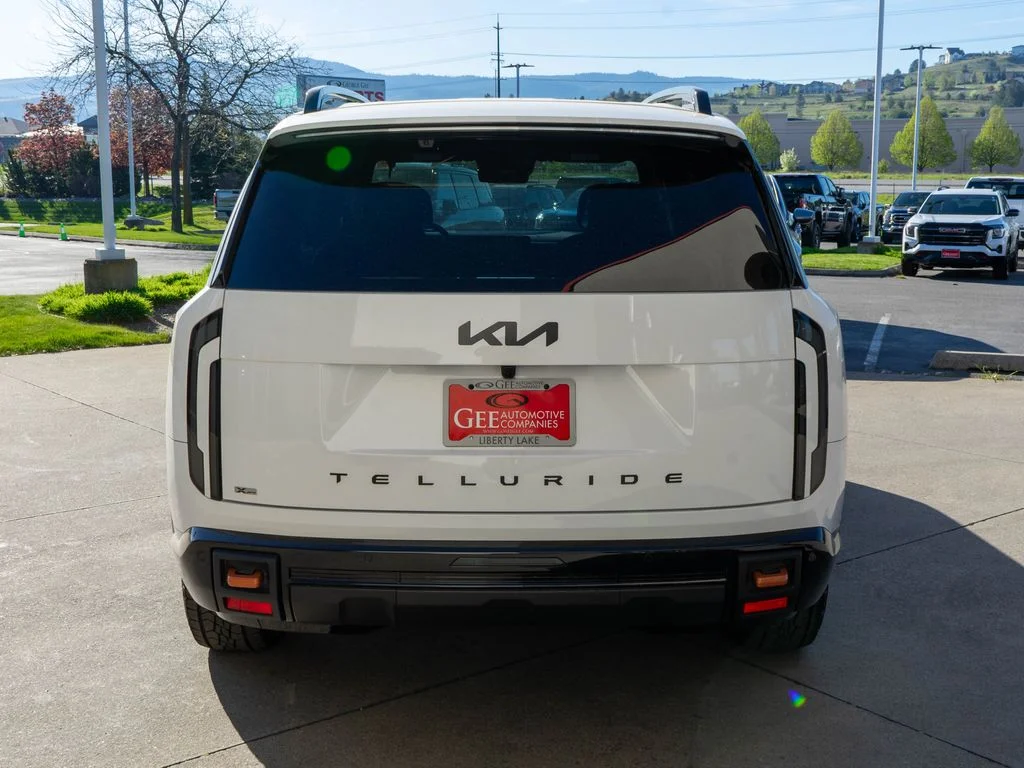 New 2027 Glacial White Pearl Kia X-Pro SX Prestige image 6