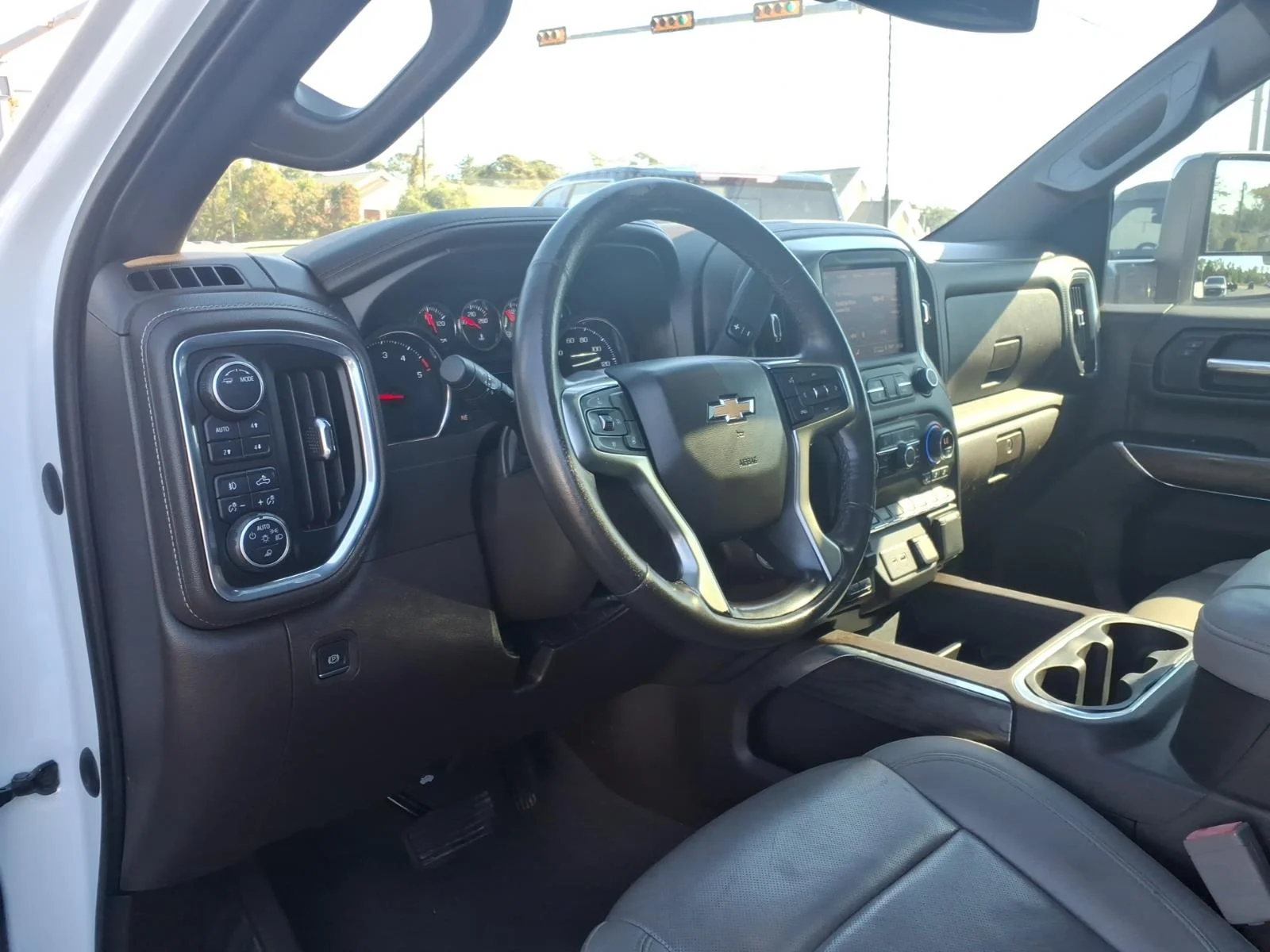 2021 Chevrolet Silverado 2500HD LTZ - Photo 18