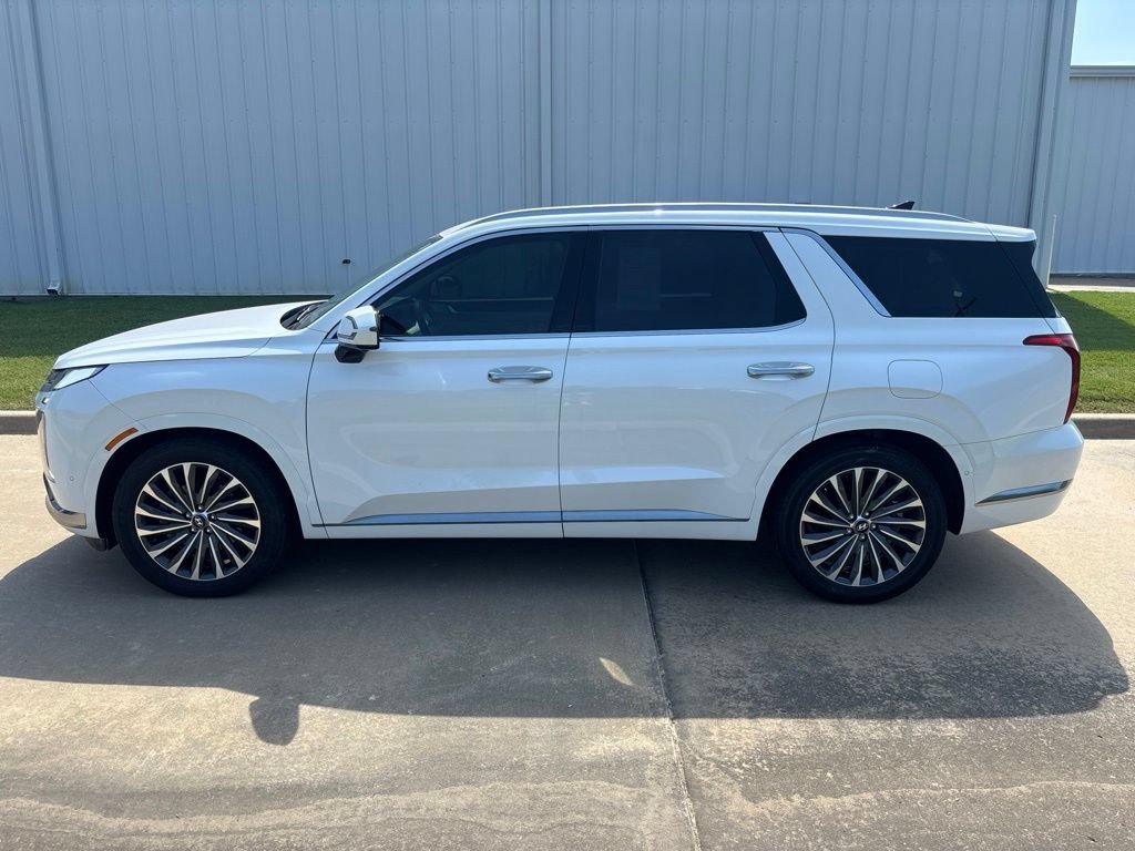 Used 2024 White Hyundai Calligraphy image 8