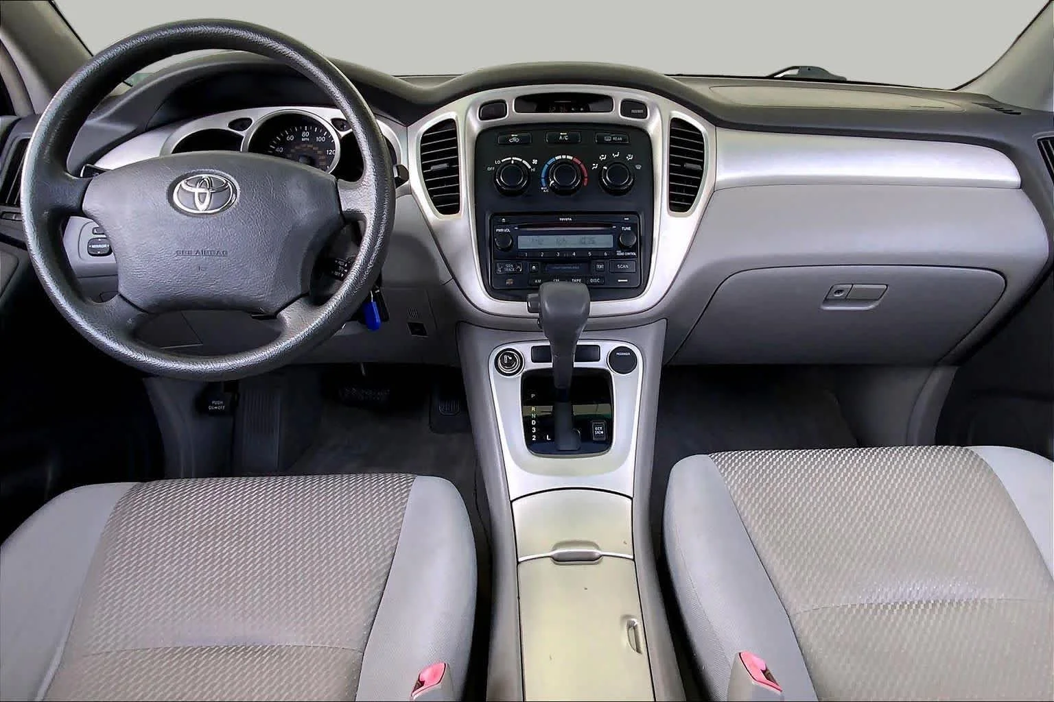 Used 2007 Millenium Silver Metallic Toyota  image 15