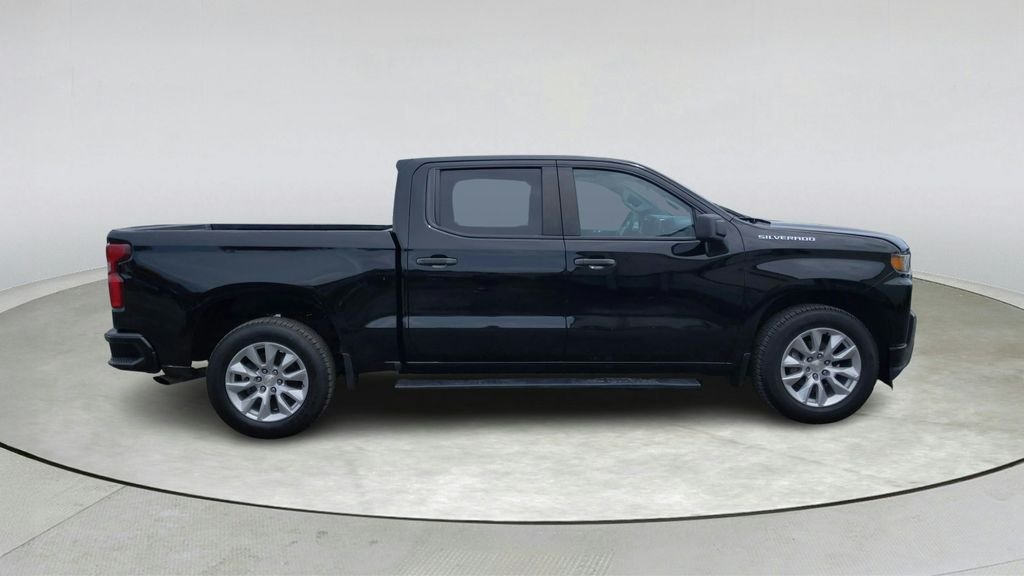 Used 2021 Black Chevrolet Custom image 7