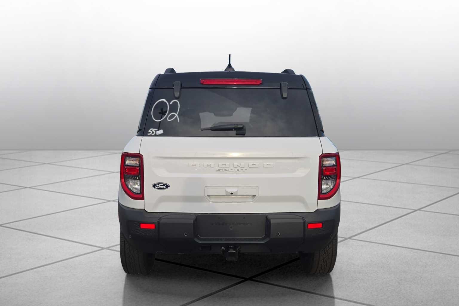 New 2026 Oxford White Ford Badlands® image 4