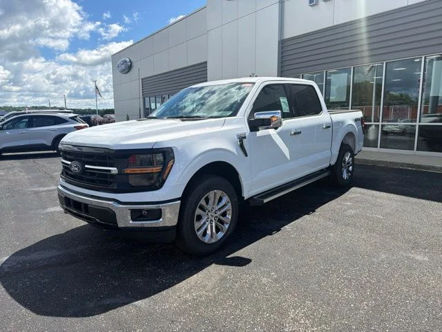 New 2026 Oxford White Ford XLT image 31