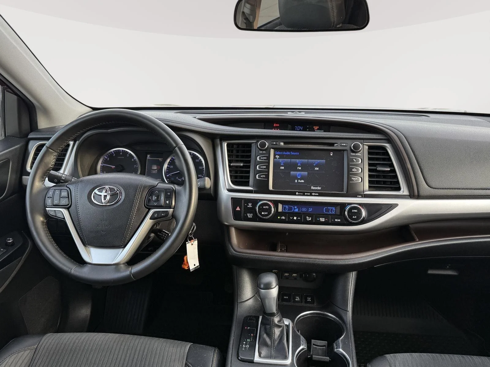Used 2019 Ooh La La Rouge Mica Toyota LE Plus image 15