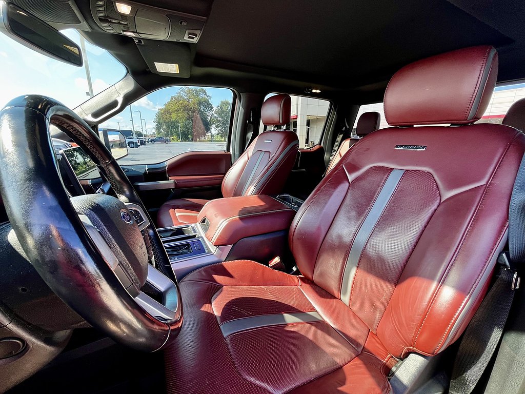 Used 2018 White Platinum Metallic Tri-Coat Ford Platinum image 11