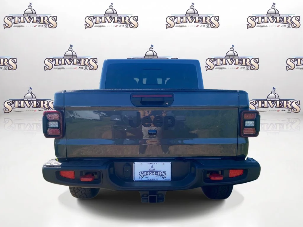 New 2026 Granite Crystal Metallic Clear-Coat Exterior Paint Jeep Rubicon image 5