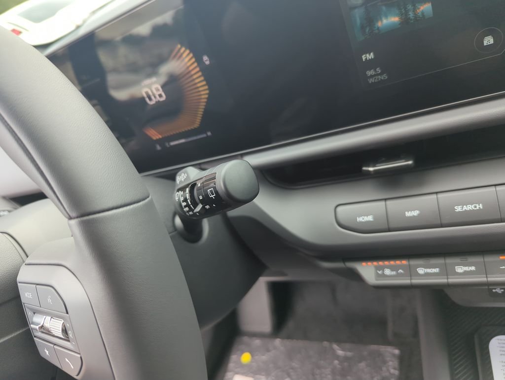New 2027 Terrain Brown Kia X-Line S image 24