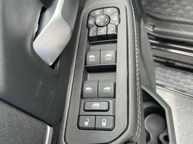 2025 RAM 2500 Big Horn - Photo 16