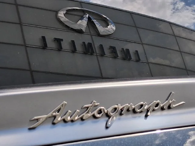 New 2027 Black INFINITI Autograph 4WD image 11
