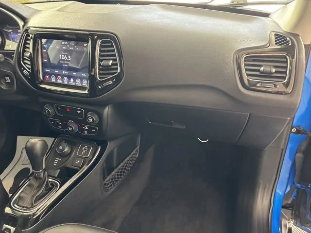 Used 2018 Laser Blue Jeep Limited image 30
