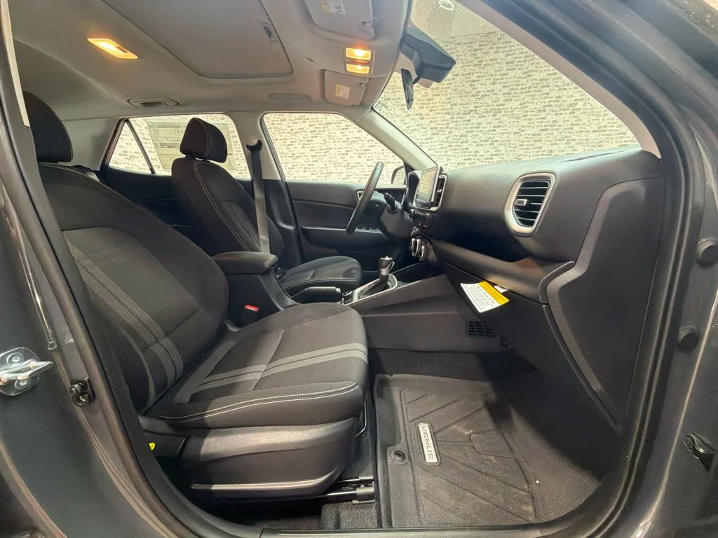 Used 2026 Ecotronic Gray Hyundai SEL image 11