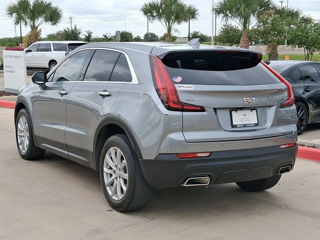 Used 2023 Argent Silver Metallic Cadillac Luxury image 4