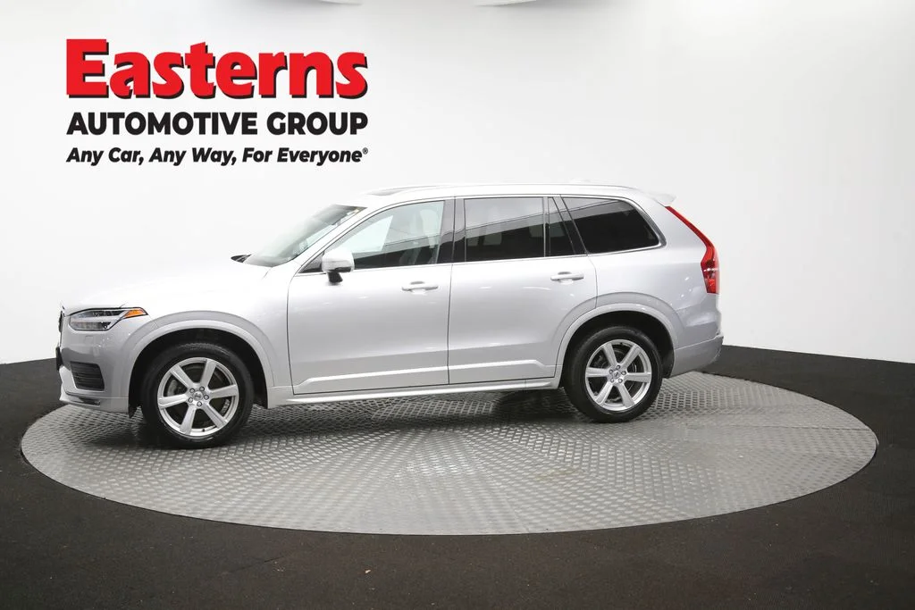 Used 2022 Gray Volvo T5 Momentum image 60