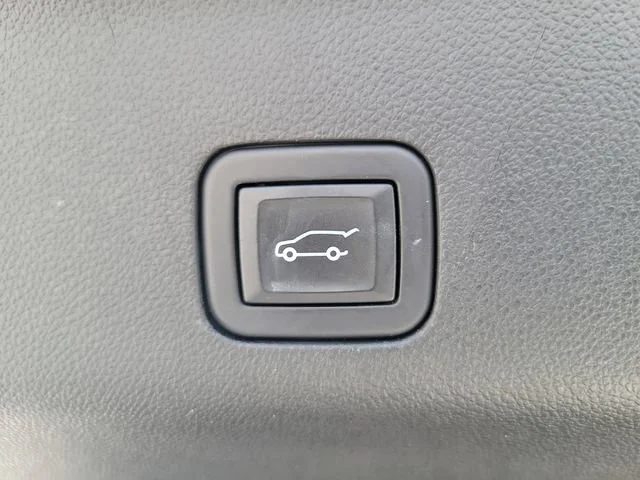 Used 2024 Black Chevrolet Premier image 11
