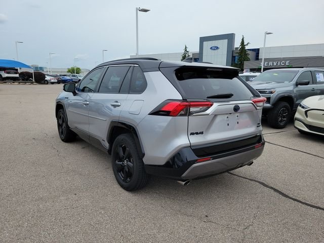 Certified Used 2019 Silver Sky Metallic Toyota XSE image 3