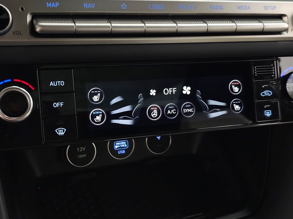 New 2026 Silver Genesis 3.3T SPORT PRESTIGE image 26