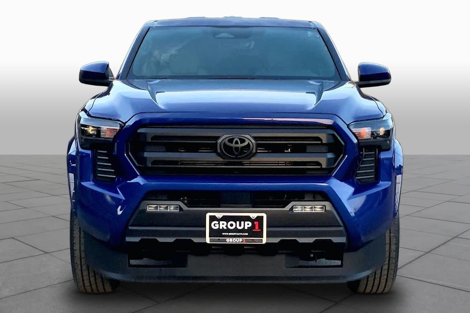 Used 2025 Blue Crush Metallic Toyota SR5 image 4