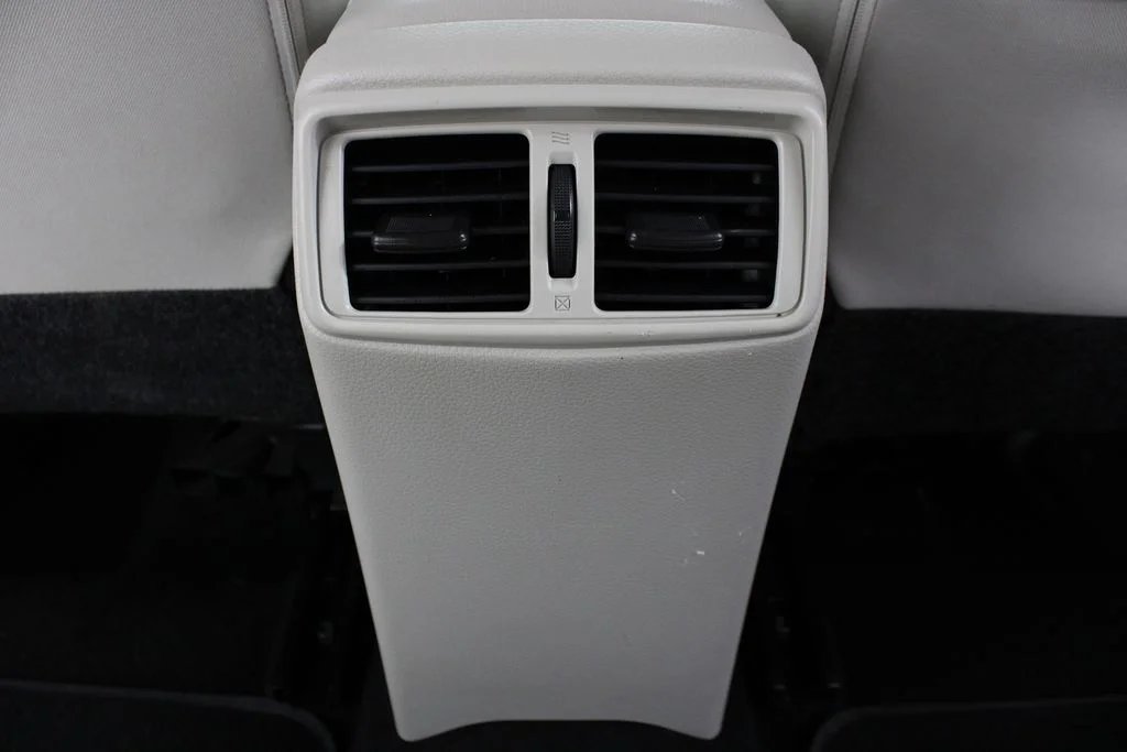 Used 2017 Blue Nissan S image 15