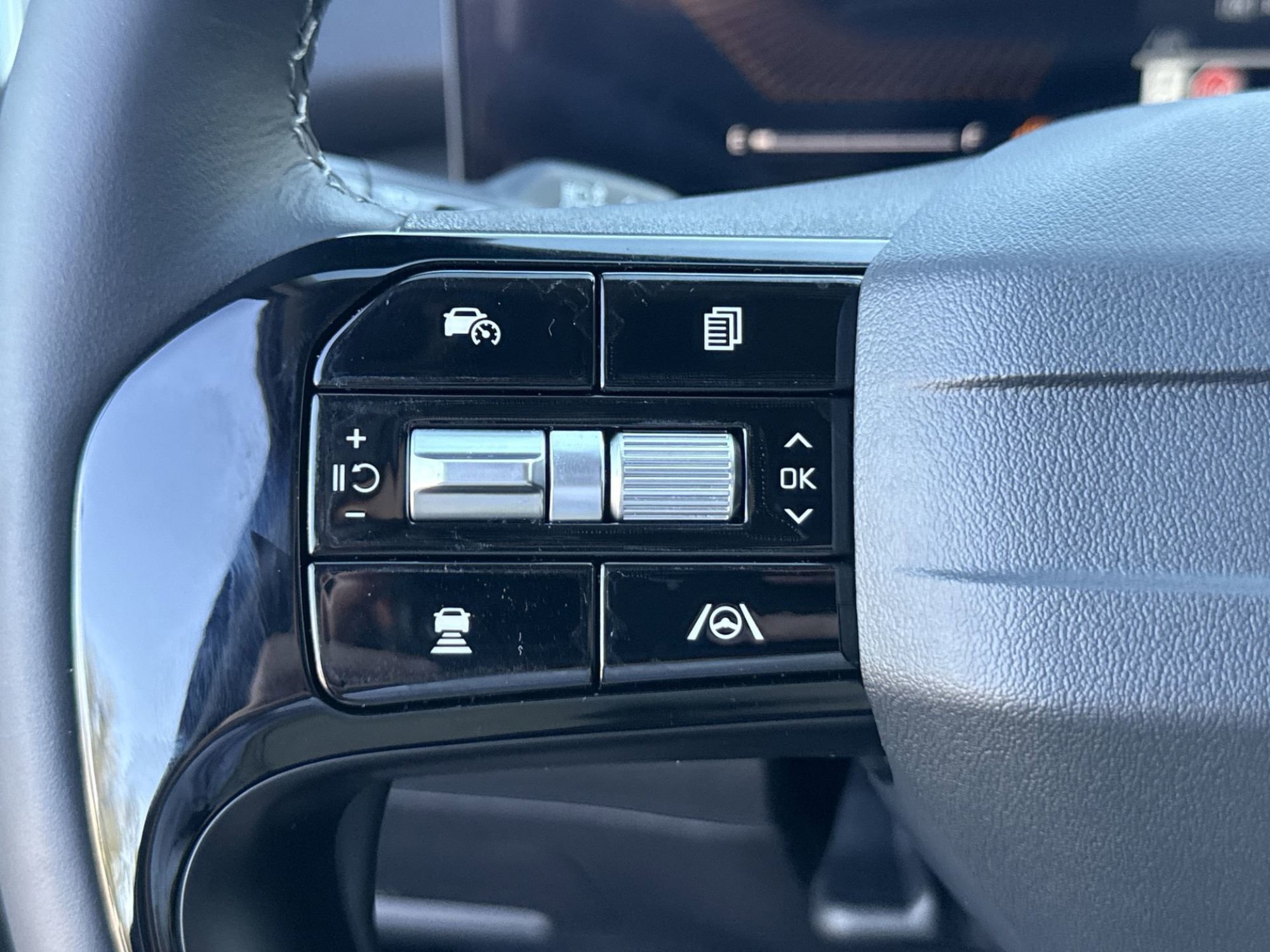 2026 Kia Sorento X-Line EX - Photo 23