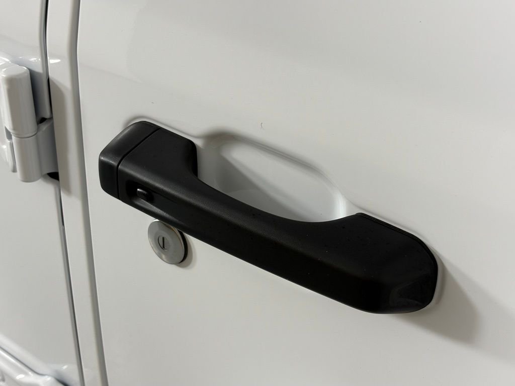New 2026 Bright White Clearcoat Jeep Mojave image 13