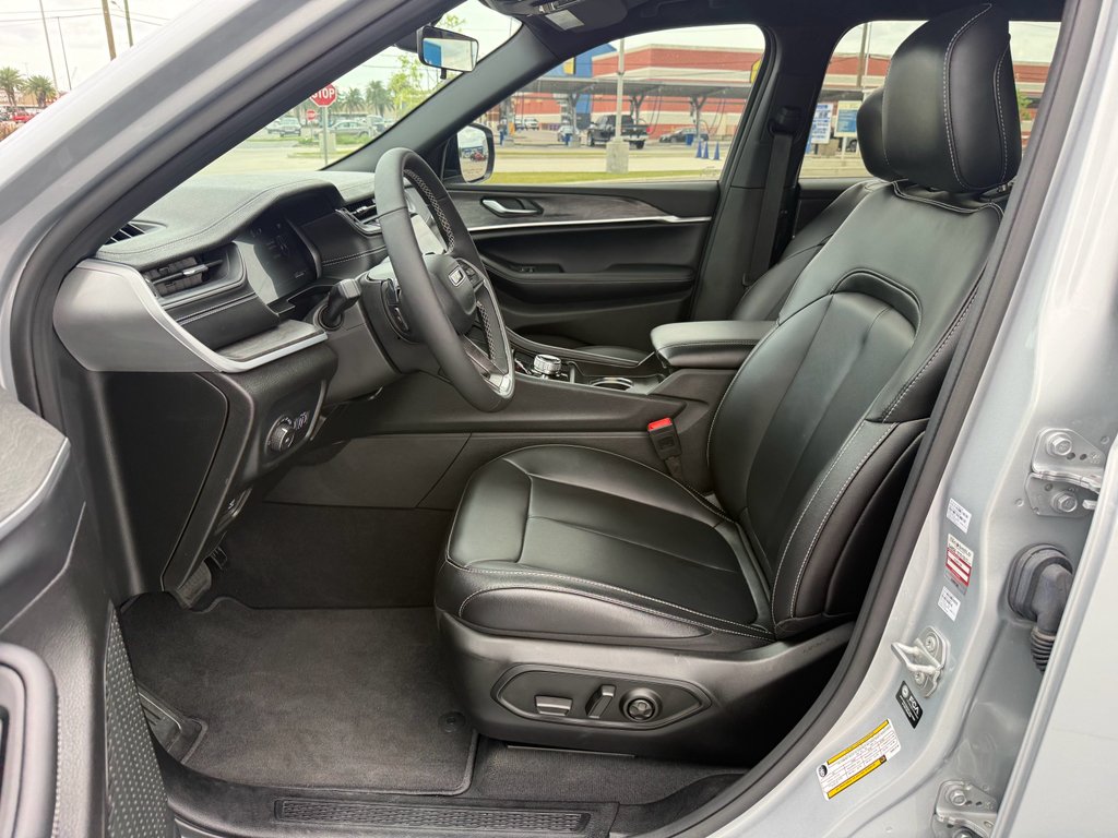 2025 Jeep Grand Cherokee L Limited - Photo 16