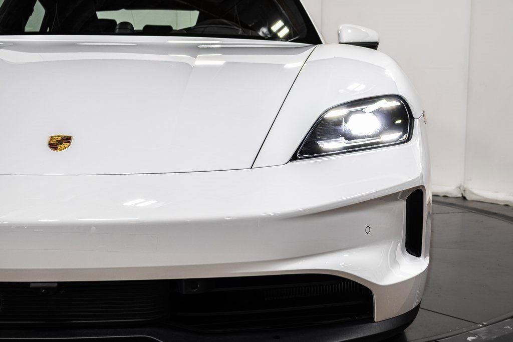2025 Porsche Taycan S - Photo 26