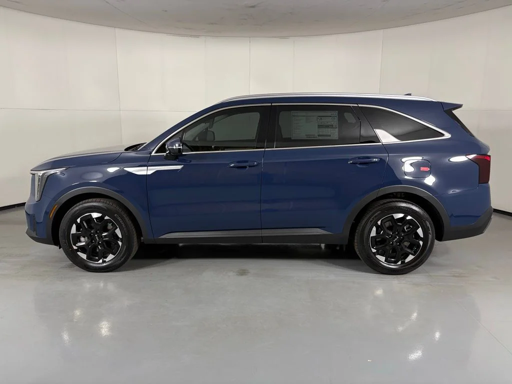 New 2026 Midnight Lake Blue Kia S image 5