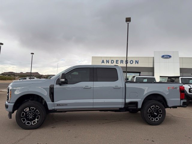 2025 Ford F-350 Super Duty Platinum - Photo 12