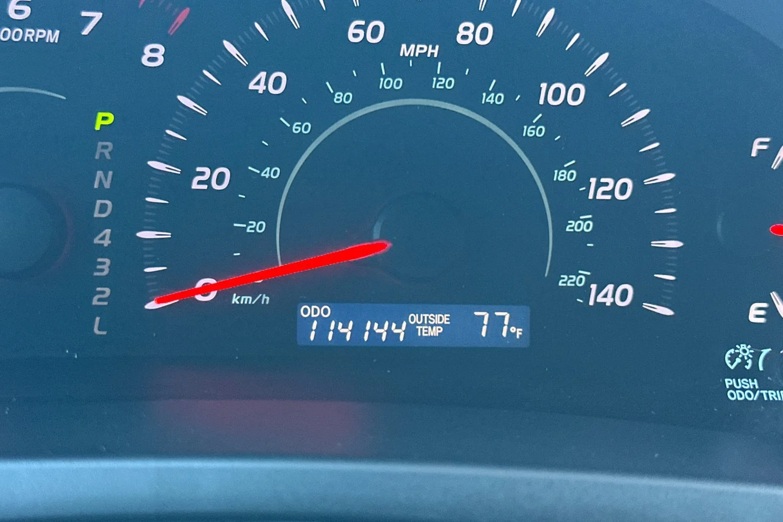 Used 2007 Silver Toyota LE image 27