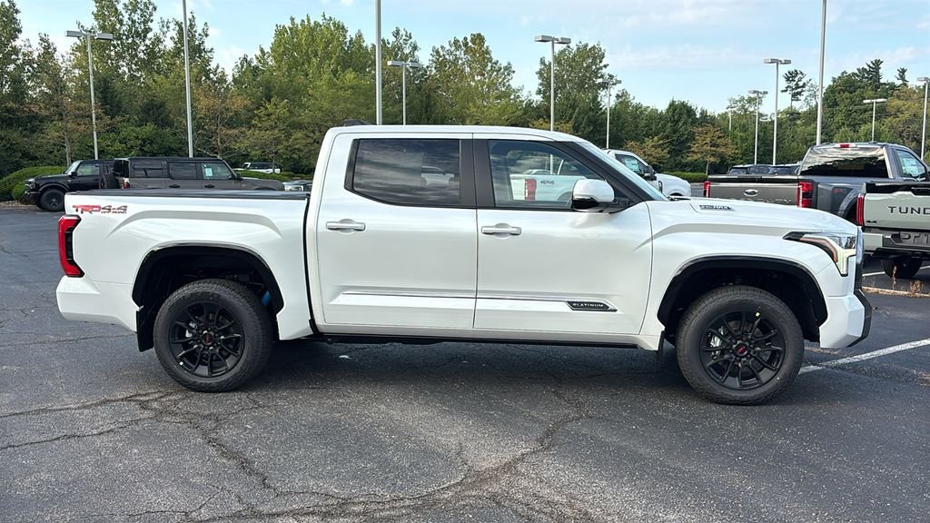 New 2026 Wind Chill Pearl <sup>1</sup> Toyota Tundra Platinum image 32