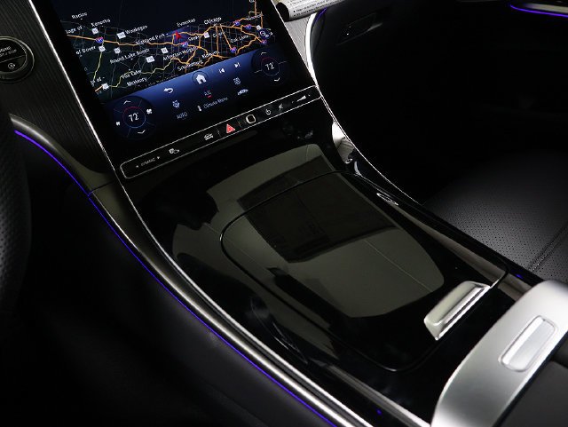 New 2027 Black Mercedes-Benz GLC 300 image 51