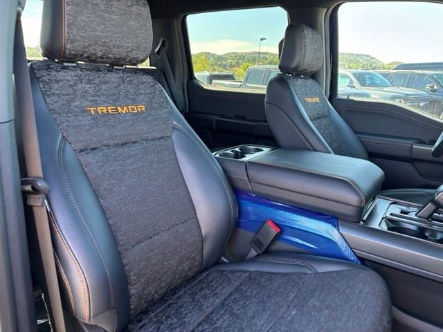 New 2026 Antimatter Blue Metallic Ford Tremor® image 22