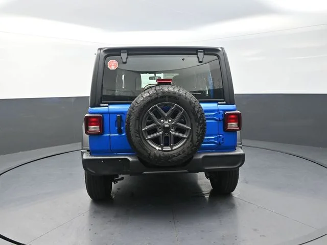 New 2026 Hydro Blue Pearl-Coat Exterior Paint Jeep Sport image 8