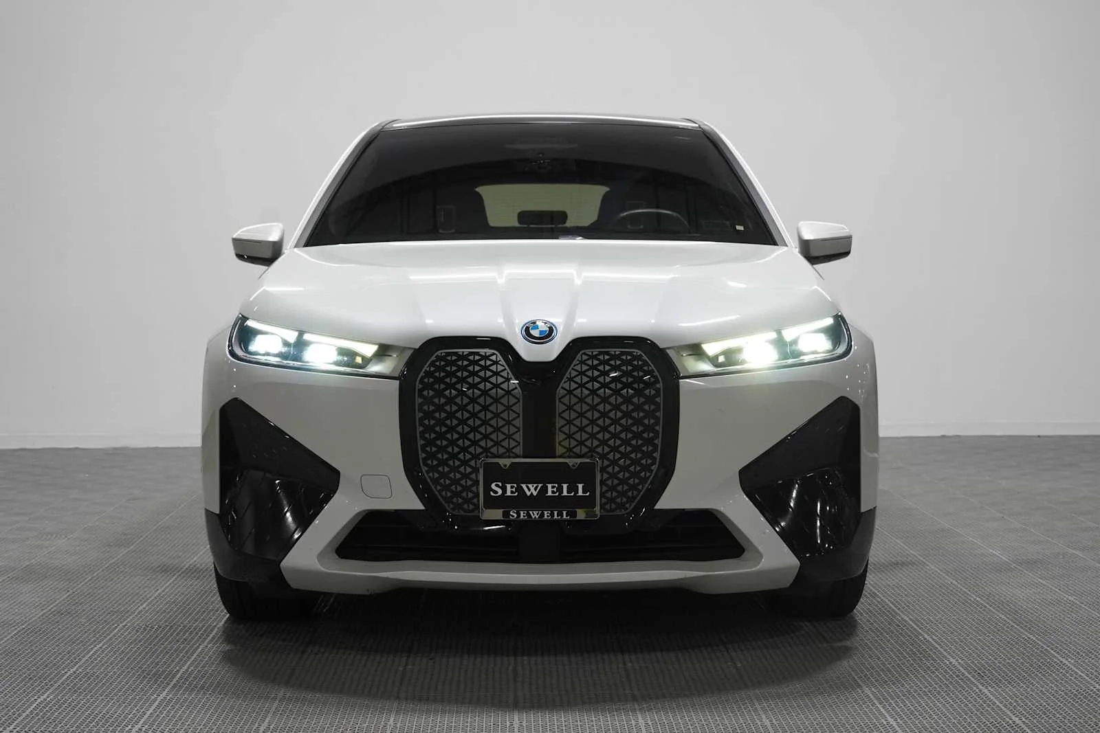 Certified 2022 BMW iX Base with VIN WB523CF02NCK15275 for sale in Grapevine, TX