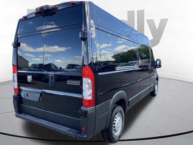 New 2026 Black Clear-Coat Exterior Paint RAM High Roof image 5