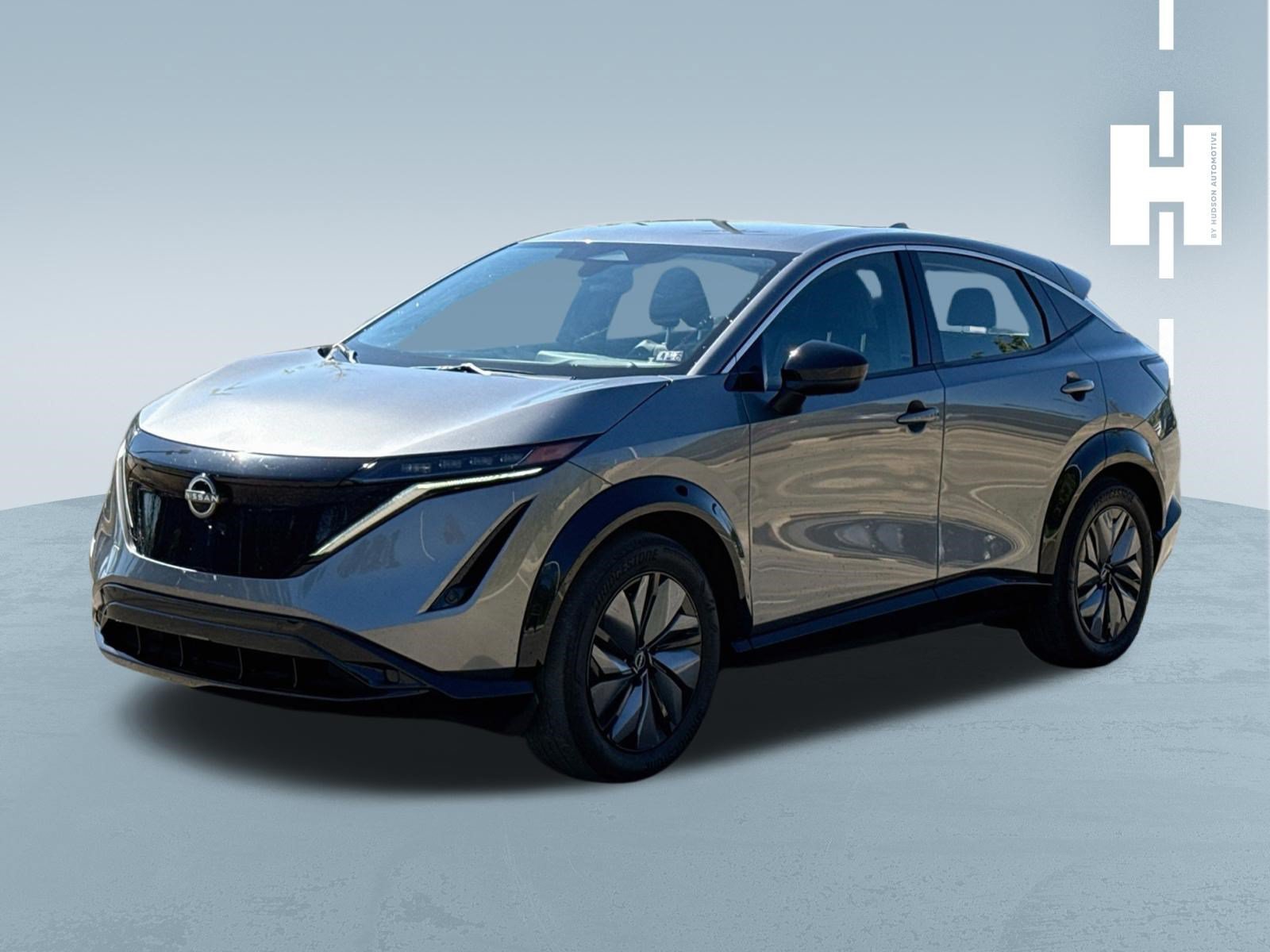 Used 2023 Gun Metallic Nissan ENGAGE image 3