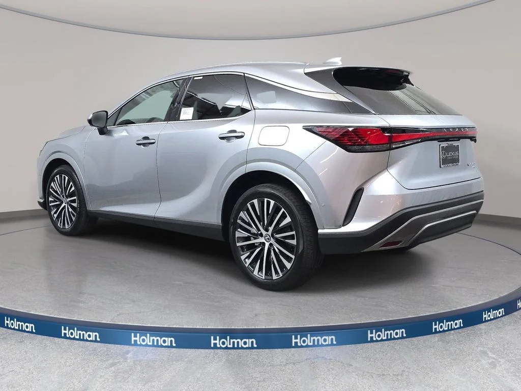 New 2026 Iridium Lexus PREMIUM PLUS image 7