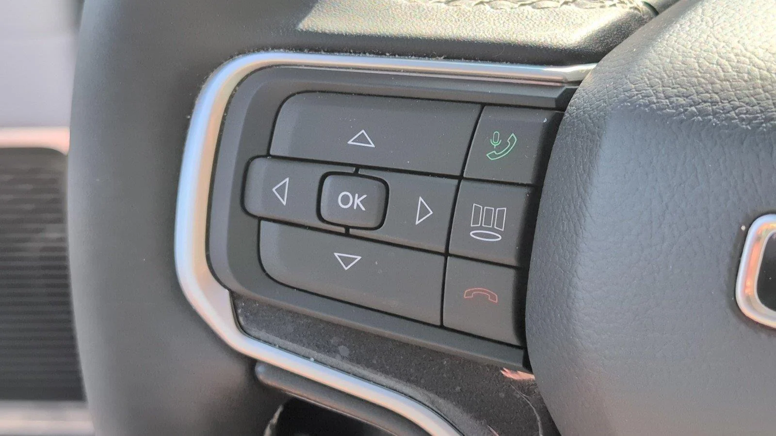 Used 2023 River Rock Jeep Base image 31