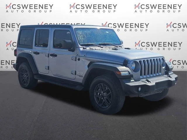 Used 2021 Silver Jeep Unlimited Sport image 7