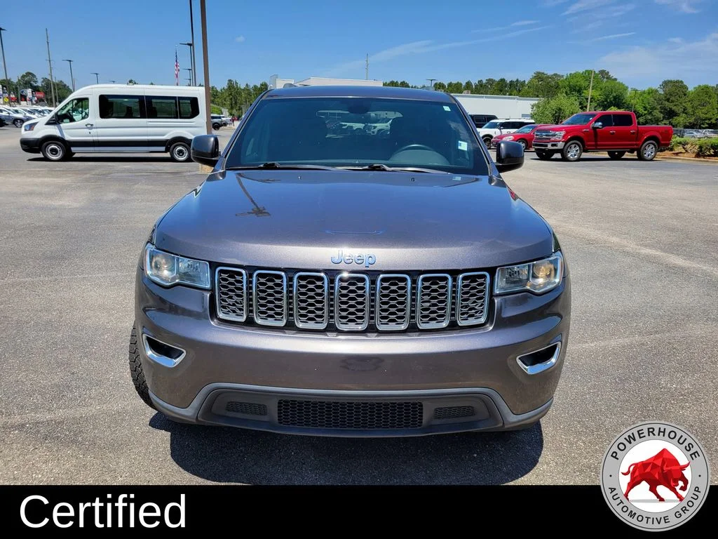 Used 2018 Gray Jeep Laredo E image 10