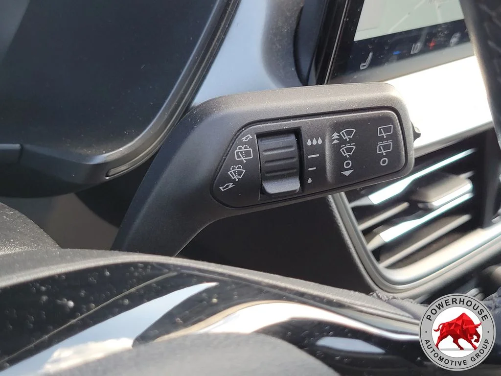 Used 2023 Gray Ford Active image 33