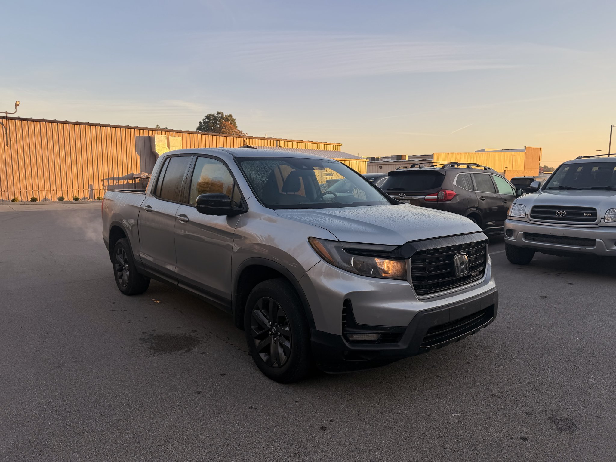 Used 2021 Lunar Silver Metallic Honda Sport image 3
