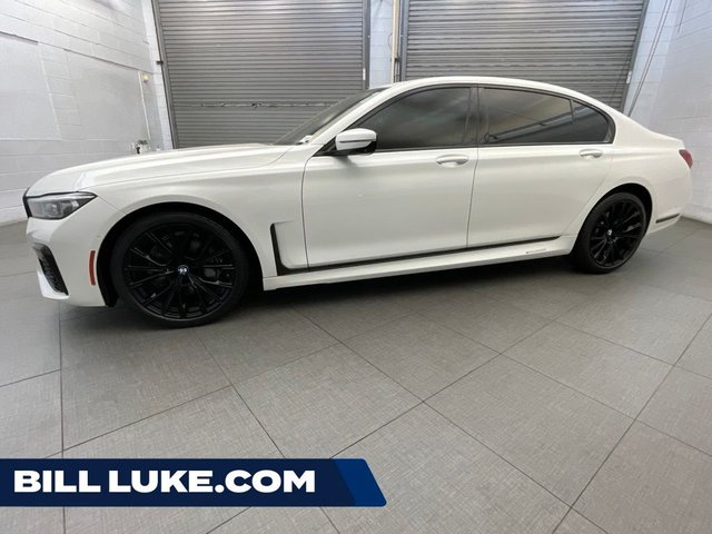 2021 BMW 7 Series 740i