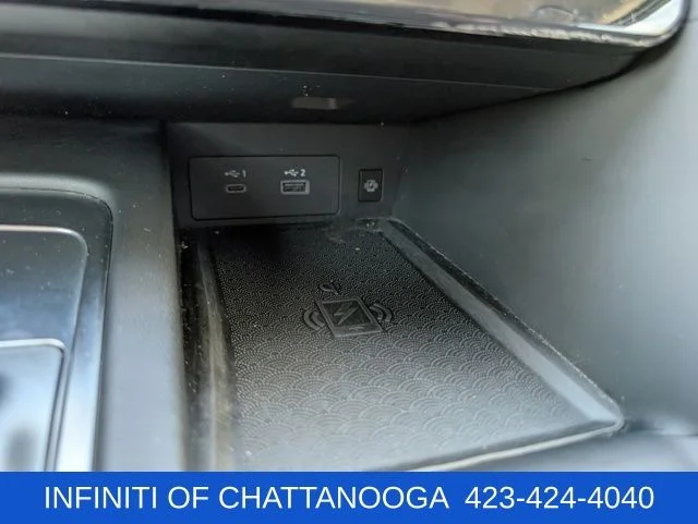 Used 2023 Black INFINITI Sensory image 17