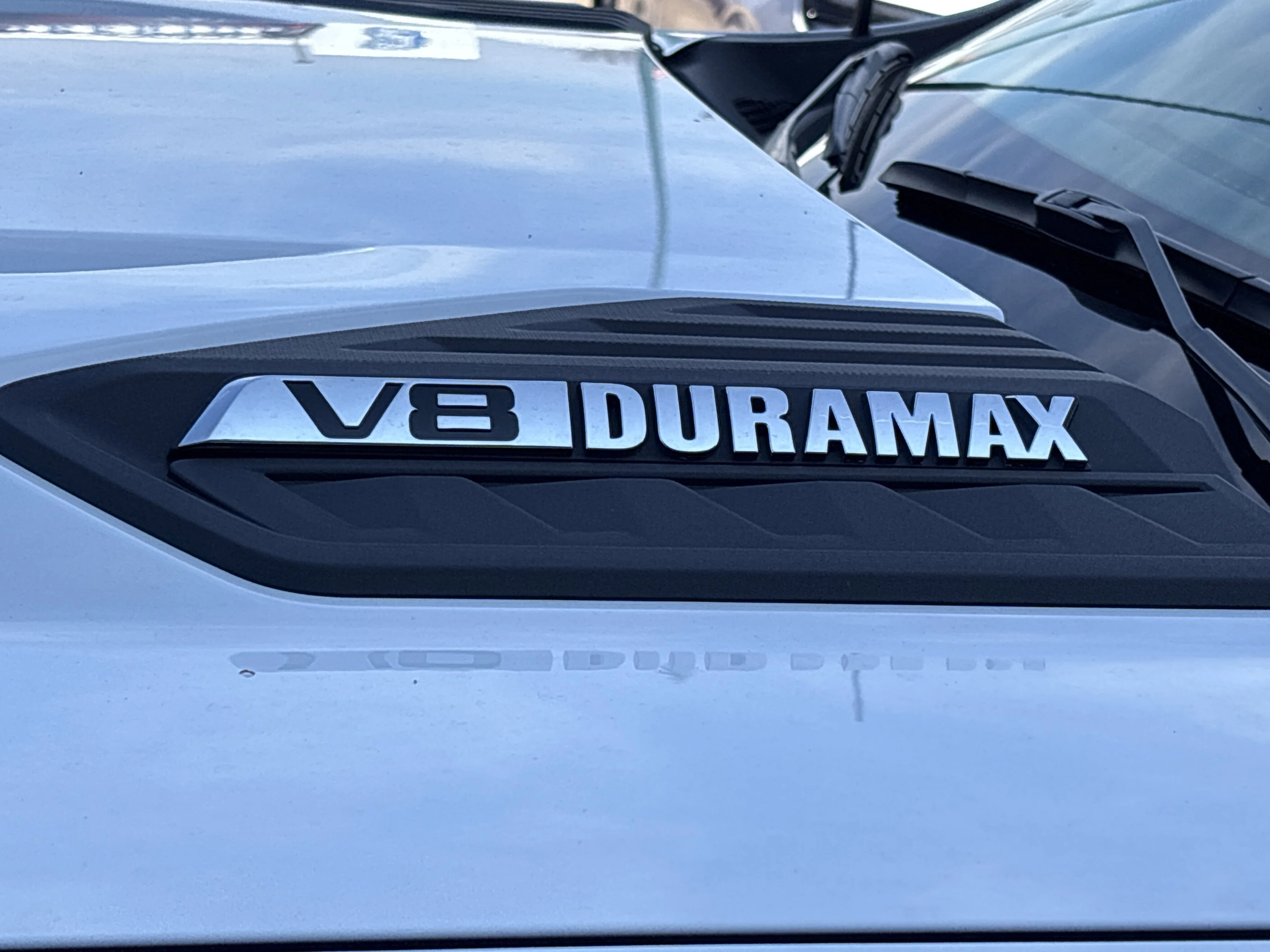 New 2026 Summit White Chevrolet Work Truck image 10