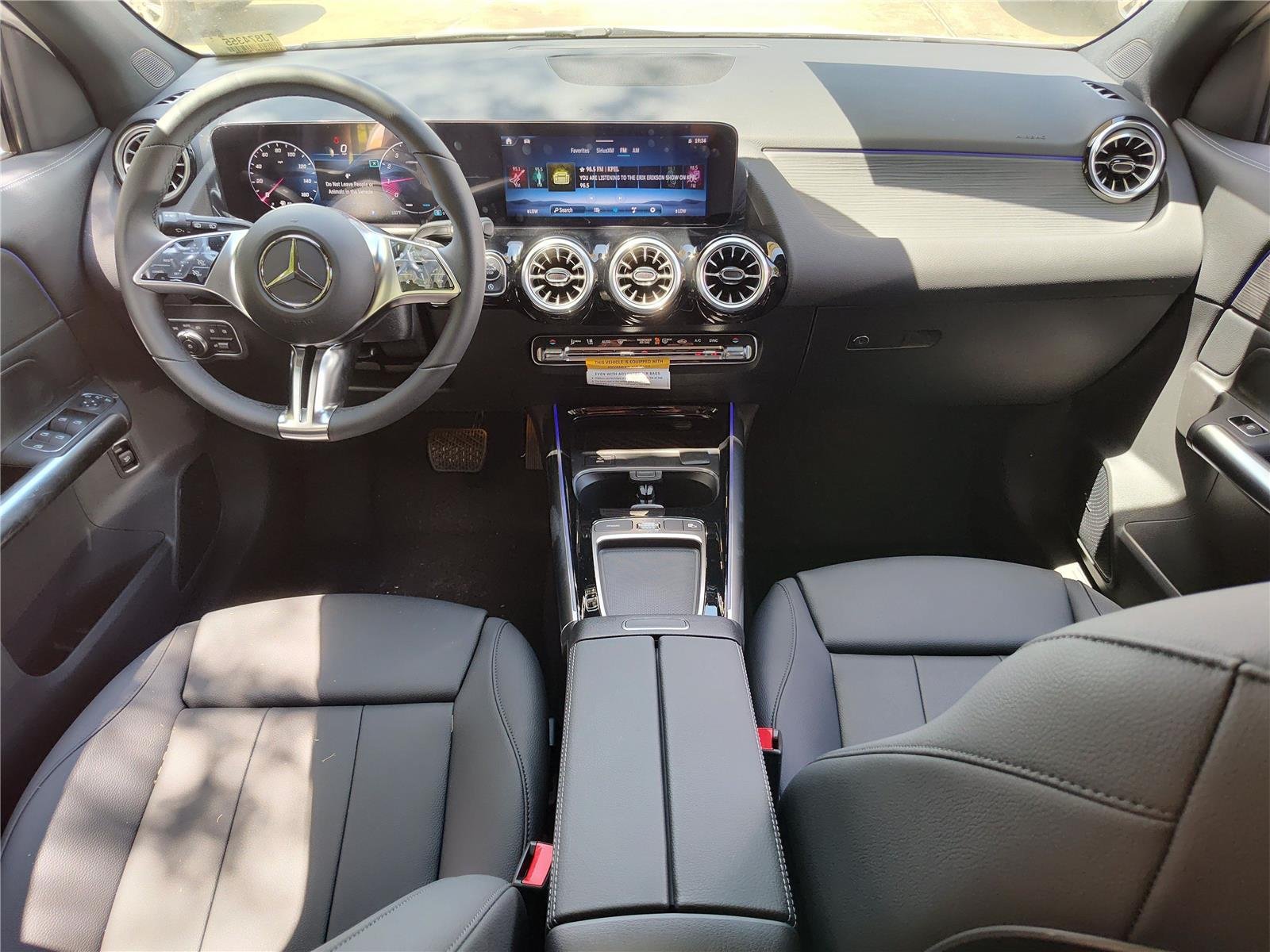New 2026 Polar White Mercedes-Benz GLA 250 image 10