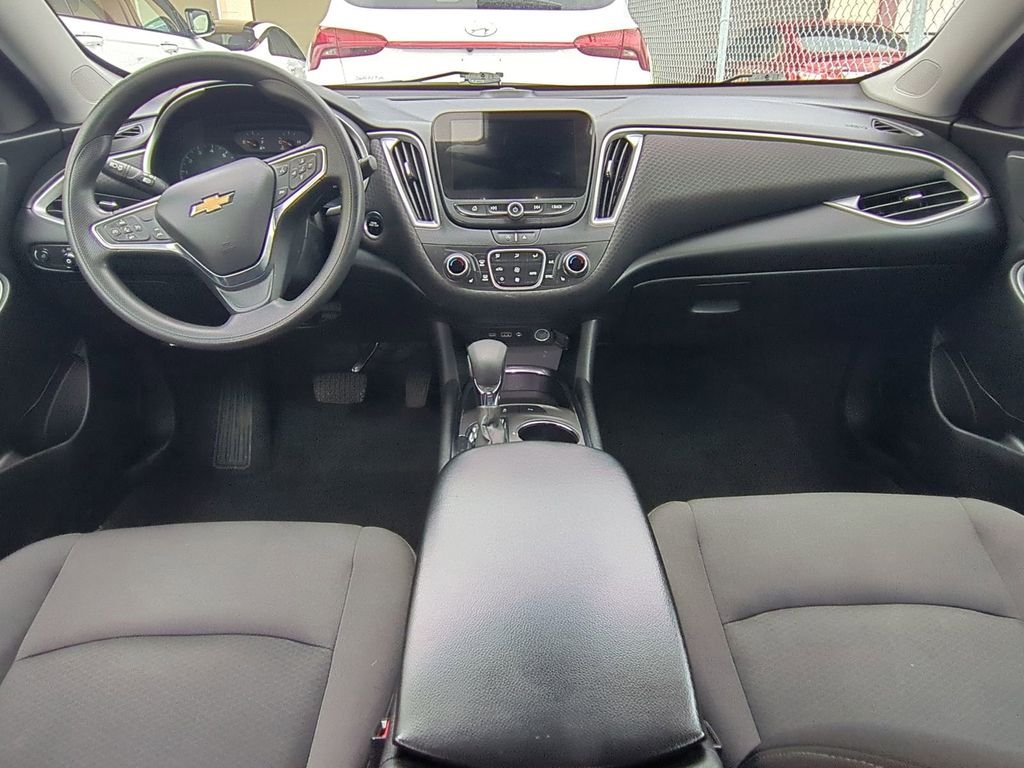 2024 Chevrolet Malibu 1LT - Photo 16