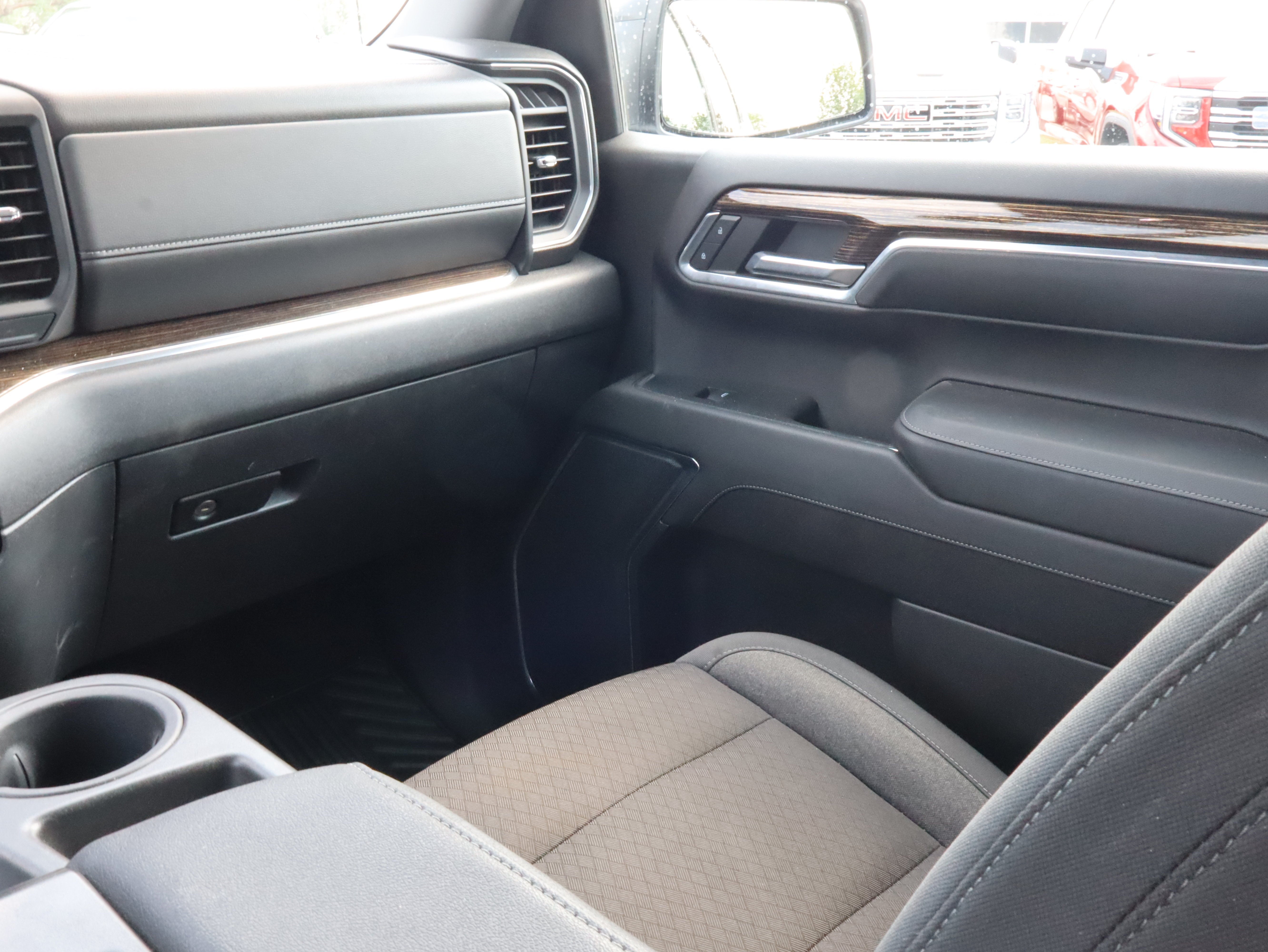 2023 GMC Sierra 1500 Elevation - Photo 11