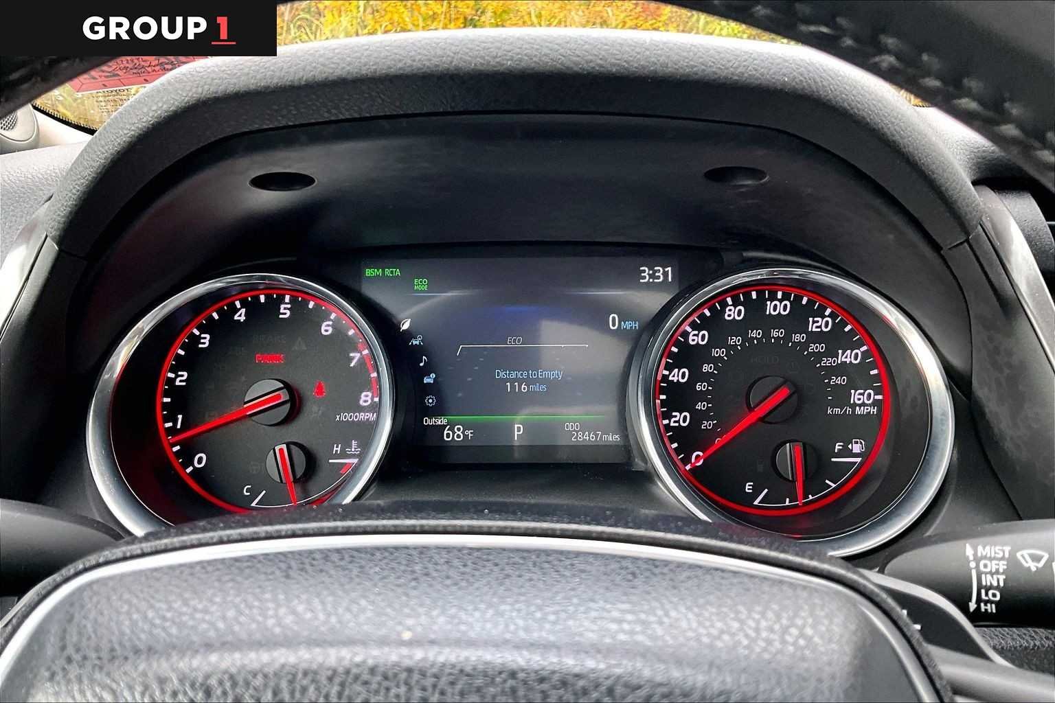 Used 2019 Celestial Silver/Midnight Black Metallic Toyota XSE V6 image 26