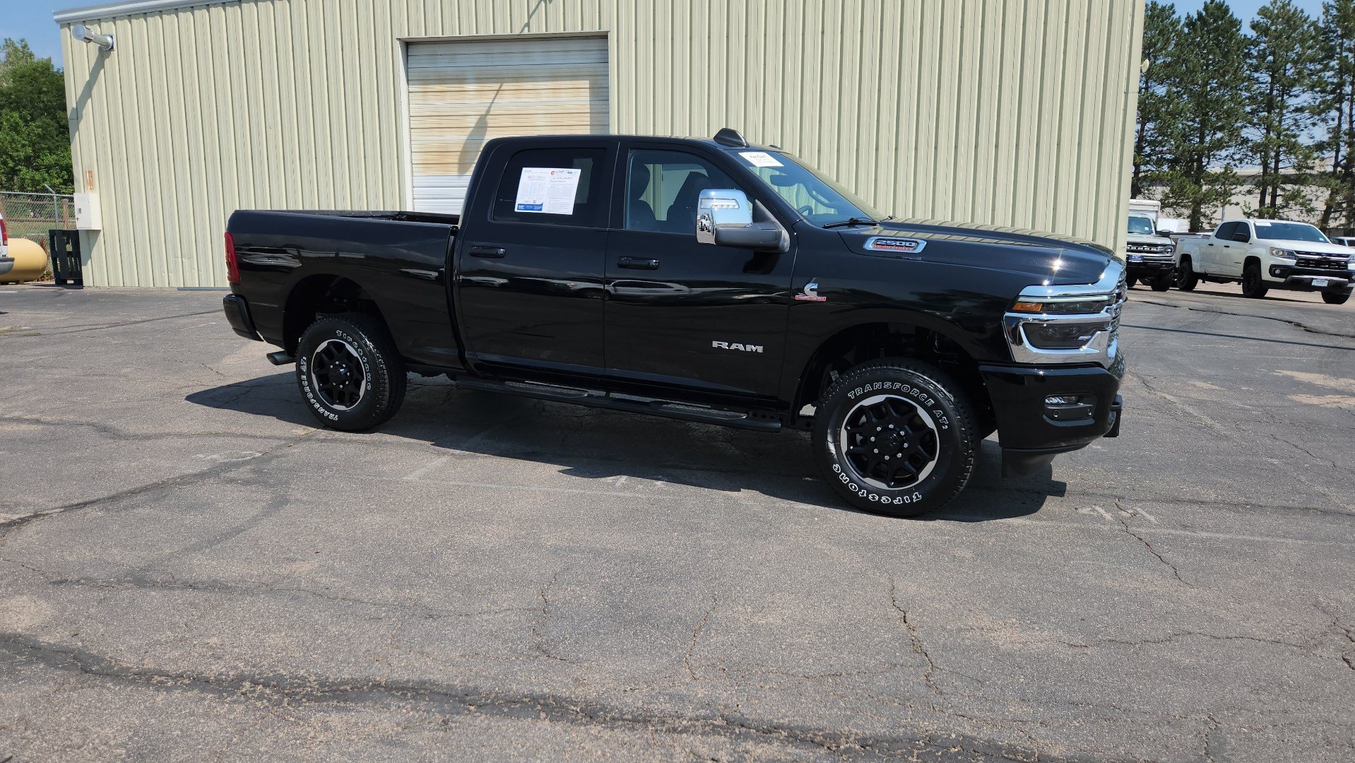 Used 2025 Diamond Black Crystal Pearlcoat Ram Laramie image 12